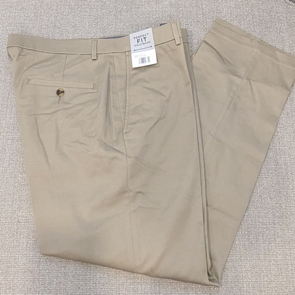 New Haggar Men's 34x30 Khaki Straight Flat Front Casual Office Dress Pants - Picture 3 of 4